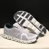5 Kör utomhusskor Designer Plattform Sneakers Clouds stötdämpande sport alla svarta vita gråa för kvinnliga herrtränare sportsko
