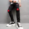 Amerikanische Mode Schwarz Rot Patchwork männer Jeans High Street Koreanische Dünne Hosen Ripped Loch Hip Hop Männlichen Denim Hosen 240127