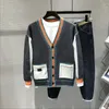Erkekler Sweaters Erkek Bahar Sonbahar Düğmeleri Cepleri Patchwork Cardigan V-Beeck Uzun Kollu Örgü Vintage Moda Giysileri