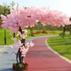 Ghirlande di fiori decorativi Simulazione di atterraggio di un albero di ciliegio artificiale Ornamenti di fiori Grande decorazione di nozze El pesca Home206c