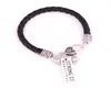 Damasco Fu Branco Preto Couro Trançado CrossFit Levantamento de Peso Fitness Dumbell Charm Bracelet quotStrong Is Beautifulquot3303895