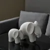 Nordic Style Elephant Resin Statue Ornaments Home Decor Crafts Office Desk Figurines Decoration Bookcase Sculpture Gift 240123