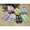 Designer Slides Chaneles Heels Sandals Summer Little Thick Sole Sole Sole Slippers Celebrity Flat Bottom Candy utgående AflJ