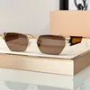 Damen-Sonnenbrille für den Sommer, beliebte Modedesignerin, Cat-Eye-Stil, stilvoller Outdoor-Stil, Anti-Ultraviolett, Retro-Platte, Metall, Vollformat-Brille, zufällige Box