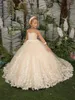 Chapagne Tulle Flower Girl Dresses For Wedding Party Lace Appliced ​​Toddler Kids First Commonion Gowns With Pärlade långa ärmar Little Girl's Pageant Dress CL3301