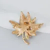 Brooches Exquisite Maple For Women Vintage Gold Color Canada Country Plant Fashion Jewelry Alloy Material Good Gift