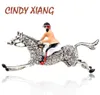 Cindy Xiang Rhinestone Ride At Horse kadın broşlar moda sevimli yaratıcı broş pim emaye mücevher palto aksesuarları iyi hediye15631369