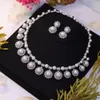 Qualità di lusso 2 pezzi Zirconia grande nappa collana di perle set di abiti accessori Dubai set di gioielli da sposa per le donne 240119