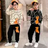 Sonbahar Bebek Bebek Giysileri Çocuklar Karikatür Bear Sweater Külot Üst ve Pant 2 Parça Set Çocuk Kız Kıyafet Uzun Kollu Takip 240218