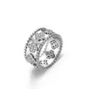 2024 vierblättriges Kleeblatt Cleef Ring Kaleidoskop Designer Ringe für Frauen 18K Gold Silber Diamant Nagel Ring Luxus Ringe Valentinstag Party Designer SchmuckQ3