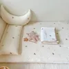 Baby Long poduszka łóżeczko spać dla urodzonych dzieci akcesoria Born Room Decoration Bedding Essentials 240127