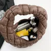 이브닝 백 여성 소프트 가방 가방 캐주얼 클라우드 플리트 경량 다운 클러치 퀼트 토트 핸드백 소녀 세련된 지갑