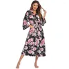 Dames nachtkleding Dames Zijde Satijn Gewaden Kimono Lange mouw Homewear Sexy V-hals Dames Nachthemden Bloem bedrukt nachthemd met riem