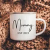 Mugs Mom Dad Est 2024 Enamel Family Matching Party Beer Drink Juice Coffee Cups Personalized Parents Mug Baby Announcement Gifts