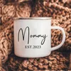 Tassen Mama Papa Est 2024 Emaille Familie passende Party Bier trinken Saft Kaffeetassen personalisierte Eltern Tasse Baby Ankündigung Geschenke