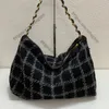 Gran capacidad Negro Púrpura Diseñador clásico Bolso de mano Enrejado de diamantes Dos tonos Tweed Cadena de metal Hombro Moda casual Shoppin337K