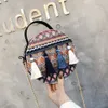 Shoulder Bags Women Straw wit Tassel Raan Woven Beac Soulder Ladies Crossbody andbag Female Boemian Round andmadeH24219