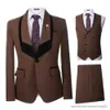 Herrenanzüge Blazer 2024 Neue Ankunft Schwarzer Schal Revers Bräutigam Smoking Burgund Herrenanzüge Hochzeit 3 Stück (Jacke + Hose + Weste) traje de novio par