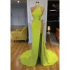 2024 seksowne zielone sukienki syreny wysoko szyi sier kryształowe koraliki balowe sukienki bez rękawów.