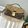 Designer Messenger Purse Handbag East West Metis Crossbody Bags Woman Shoulder Bag Chain Belt Sacoche Mini Bolso Clutch Pouch Dicky0750 PRPU 47 77 35 46