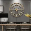 Настенные часы, современные минималистичные железные часы, креативный модный дизайн для декора домашнего офиса, бесшумные подвесные часы, черные и золотые 50/60 см