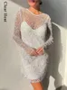 Robes décontractées Blanc Élégant Paillettes Perles Mini Robe Femmes Sexy Manches Longues Moulante Maille 2024 Automne Mode Soirée Robes