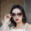 2024 Nieuwe live zonnebril Luxe Vierkante Vrouw Merk Designer Retro Frame Grote Zonnebril Vrouwelijke Vintage Gradiënt Mannelijke Oculos Feminino 7932 FIFI