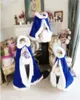 Royal blue Children039s Custom Made Girls Cape Mantello da sposa per bambini Giacca in pelliccia sintetica per l'inverno Kid Flower Girl Children Satin Ch9493404