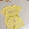 Pojkesigners kläder småbarnskläder sätter sommar baby kortärmad t-shirt shorts 2st.