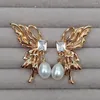 Boucles d'oreilles pendantes YYGEM 9x13mm perle de riz blanc de culture plaqué or en forme de papillon bijoux cadeau pour femmes