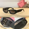 Ontwerpers Miui Miui zonnebril mode gepolariseerde zonnebril UV-bestendig luxe miu zonnebril heren dames Goggle Retro vierkante zonnebril Casual brillen