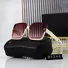 Solglasögon Topp Luxury Shades Lens Designer för kvinnors herrglasögon Senior Eyewear Man Woman Fashion Eyeglasses Frame Vintage Metal Sun