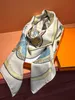 Foulards Marque H Luxe Femmes Soie Twill Foulards Lady Soie Mode Châle Soie Carré Marque Double face écharpe en cachemire couleur différente Foulard motif de calèche