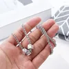 Ketten Vintage Geschenke Knochen Kette Retro Twisted Nachtclub Koreanische Schlüsselbein Choker Männer Halsketten Würfel Anhänger Frauen Punk