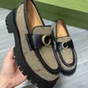 Top Shoes Casual Sapatos Casual Designer Sapato Lug Lug Sole Loafer Luxury Women Plataforma preta Canvas Vermelha Rubrote