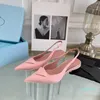 2024 Sandalias de mujer de cuero fino con zapatillas puntiagudas de moda de verano naranja