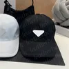 Klasik Rozet Spor Kapağı Düz ​​Renk Beyzbol Kapağı Kadın Erkekler Marka Siyah Golf Snapback Sıradan Açık Tepeli Kapaklar