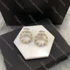 Luksusowe kolczyki Pearl Projektantek Kolczyki dla kobiet Wysokiej jakości Lady Diamond Ear Studs Prezent biżuterii z pudełkiem