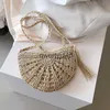 Axelväskor fasion semicircle halm vävd soulder crossbody väska resa små andväska damer sommar och gjord raan tassel design strand24219