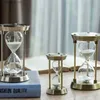 Decoratieve objecten beeldjes 3/5/10/15/30 minuten Europese retro metalen zandloper timer woonkamer kantoor desktop decoratie zand klok ornamenten zandloper T240219