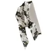 Échantillonnages 19 mm Print Small Scarf Femme Bureau Lady Spring Summer Softwarm de tissu naturel High Quality