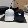 Klasik Rozet Spor Kapağı Düz ​​Renk Beyzbol Kapağı Kadın Erkekler Marka Siyah Golf Snapback Sıradan Açık Tepeli Kapaklar