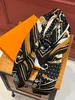 Designer impressão lenço de seda bandana para mulheres cabeça envoltório cachecol de seda caxemira moda versátil envoltório feminino foulard grande hijab xale lenço rédeas horsebit h h