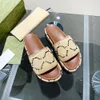 2024 Designer Sandalen Sommer Plattform Lässige Mode Goldener Buchstabe Flacher Boden Damen Fischerschuhe Leder Hanfseil mit Box