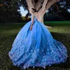 Sky Blue Off the Shoulder Ball Gown Quinceanera Dresses Applique Lace Pärled Tull Celebrity Party Gowns 3D Flowers Mexico Sweet 16