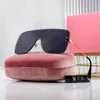 2024 NOWOŚĆ OUN SUN SUNGASSESESUS Square Woman Designer Retro Frame Big Sun Glasses żeńska gradient vintage samiec Oculos feminino 79 mimi