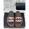 2024 Black Patent Letters Slippers Slides Sandal Mules Embossed Signature Channel White Flip Flops Women Ladies Summer Shoes Fashion Flats Paris Shoes