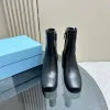 2024 NOUVEAUX BOISSANTS DE PLAQUE TRONCHETTI NOIR 65 mm Coueurs de mollet Boots High Block Talons côté Zip Square Toe Designers Fashion's Fashion Shoes Factory Footwear