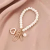 Keychains Trendy Jewelry Women's Pearl Chain Key Ryggsäck Pendant Keyrings Accessories Ring Charm Gifts