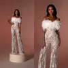 Klassisk fjäderbröllopsklänning paljetter pärlor brudklänningar applikationer spets illusion skräddarsydd brudklänningar vestido de novia